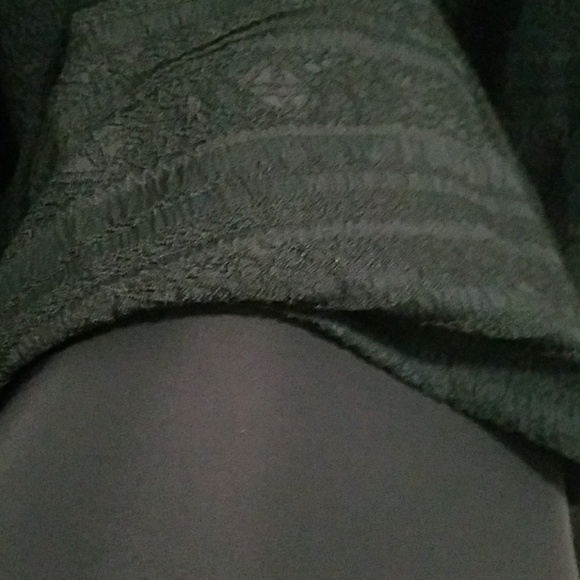 XSOLDX Alice & Olivia Leixa Ballgown Skirt - Picture 4 of 8